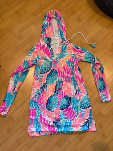 Lilly Pulitzer Medium Hooded Pineapple Beach Dress